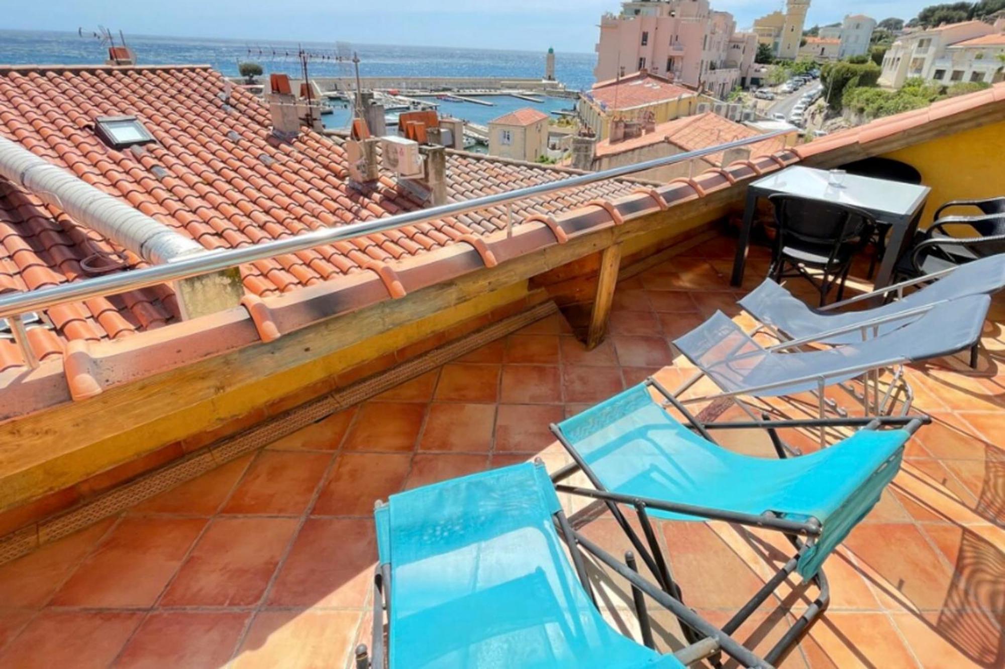 La Perle De Cassis - Terrace With Sea View Lägenhet Exteriör bild